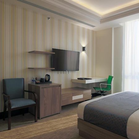 The Proud Hotel Khobar Extérieur photo