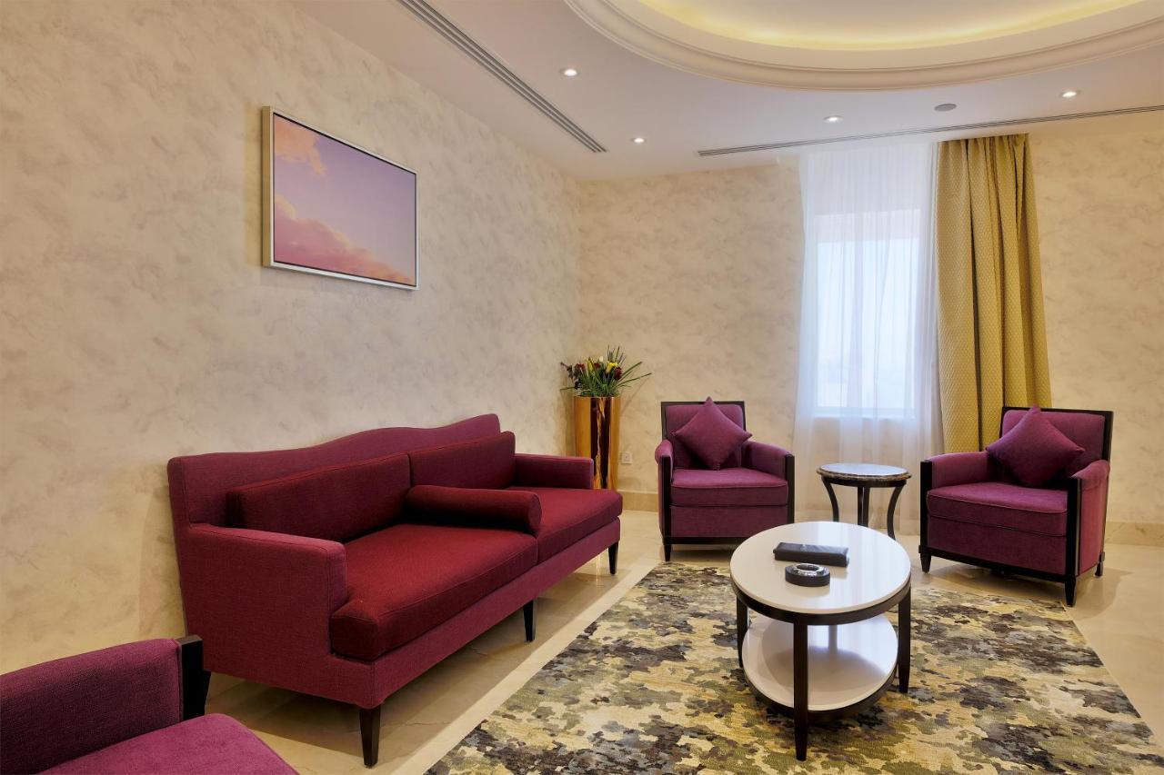 The Proud Hotel Khobar Extérieur photo
