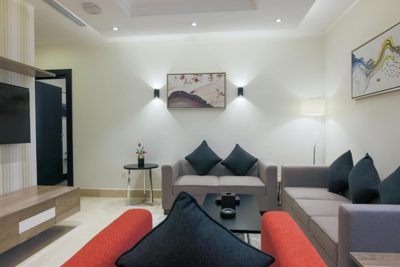The Proud Hotel Khobar Extérieur photo