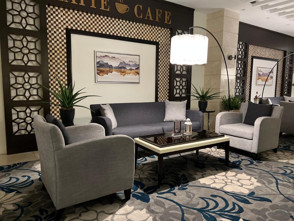 The Proud Hotel Khobar Extérieur photo